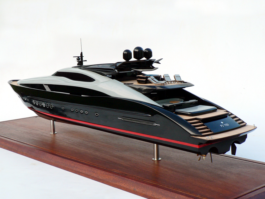 Custom Models - - Palmer Johnson 150 "Rafaone" - Abordage