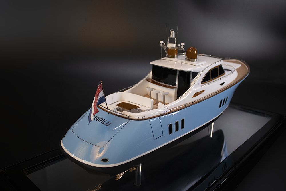 Zeelander 55 custom model replica