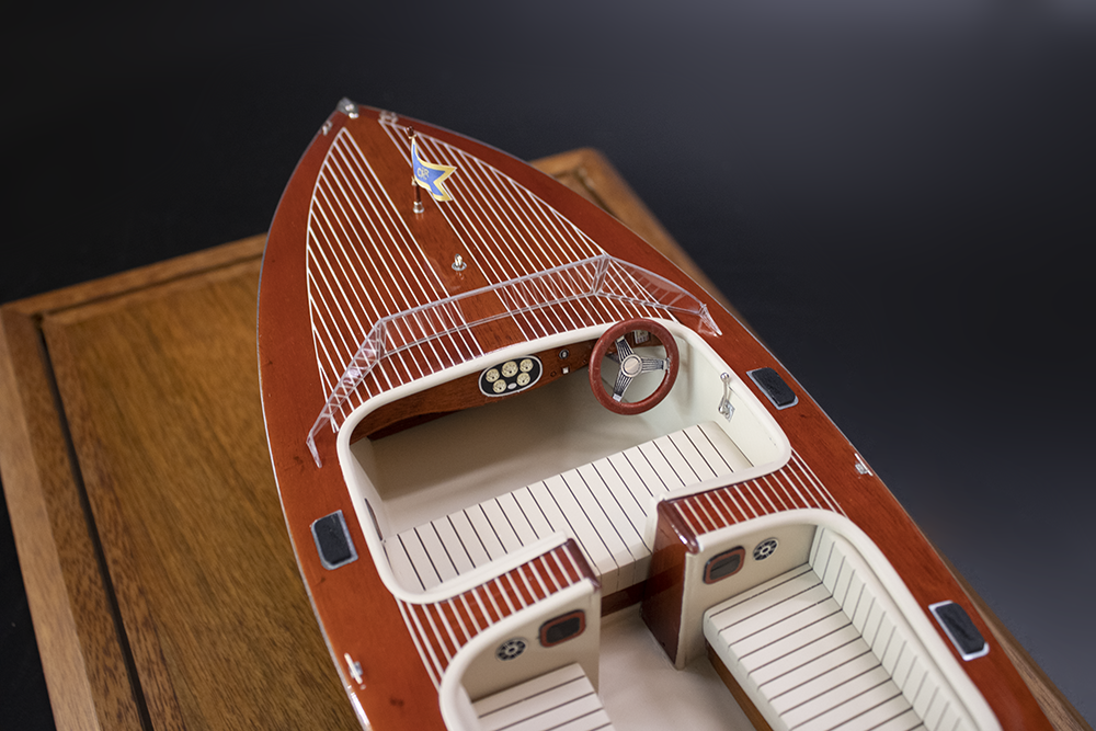 Hacker Craft HC Special Runabout 22 "SERENITY NOW!" model of 18”LOA-CM + DC