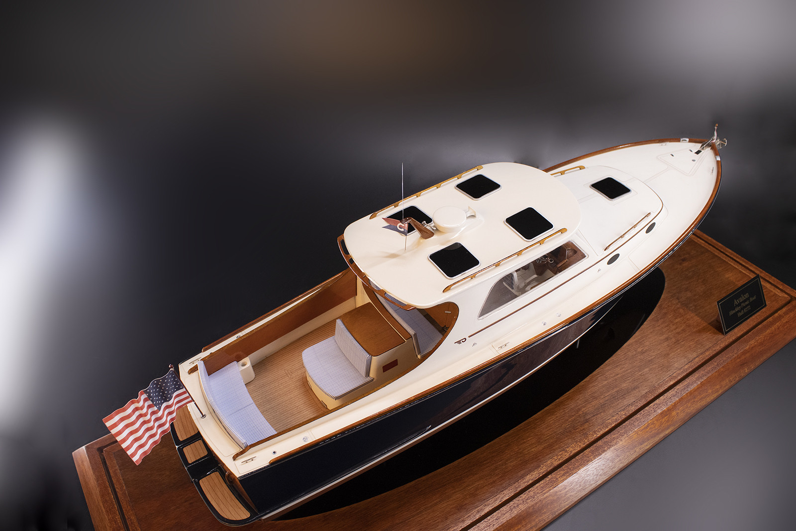 Hinckley Picnic boat 36 custom model replica