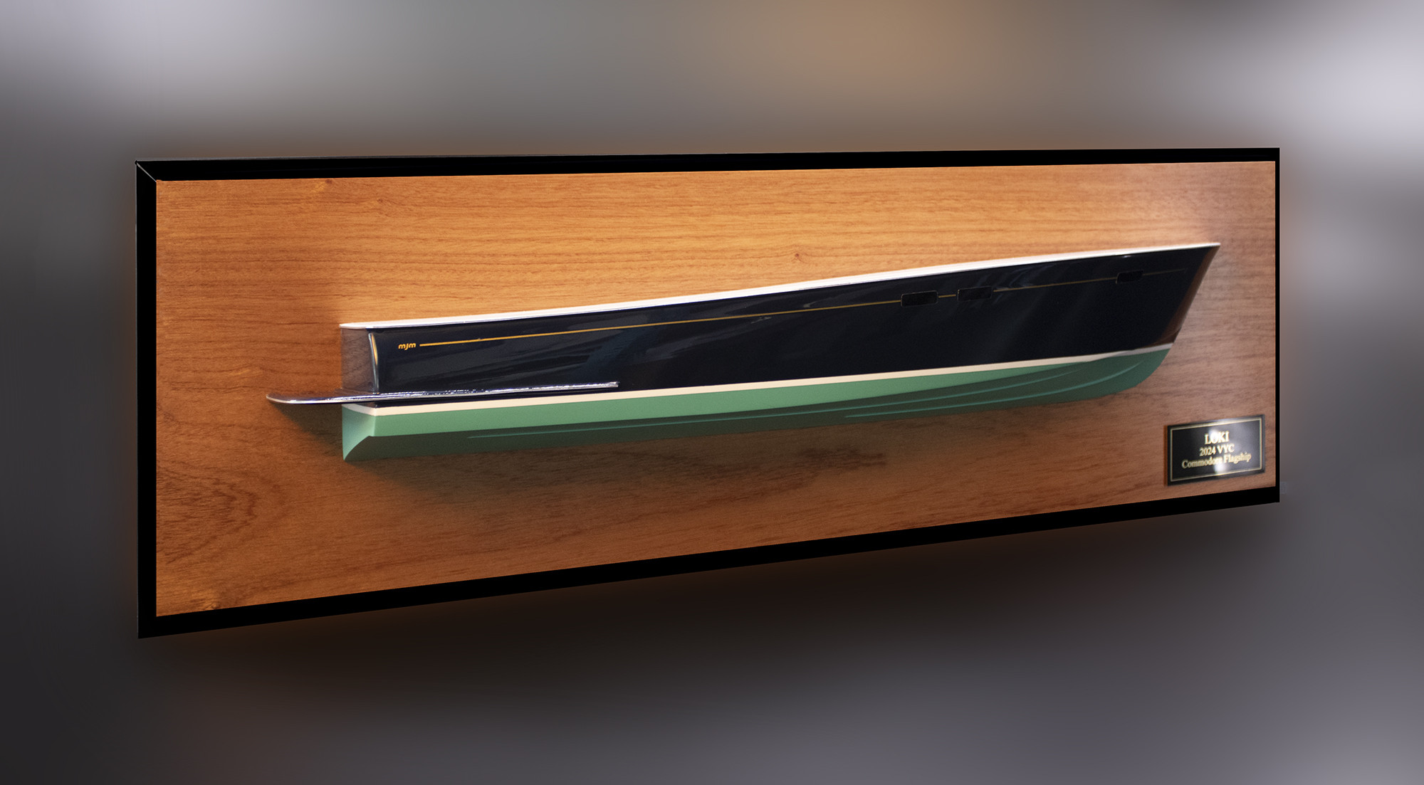 MJM 40Z of 2012 terrific custom half hull