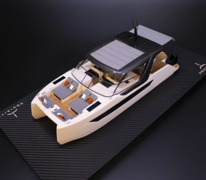 XQuisite Powercat 40 astounding desk model